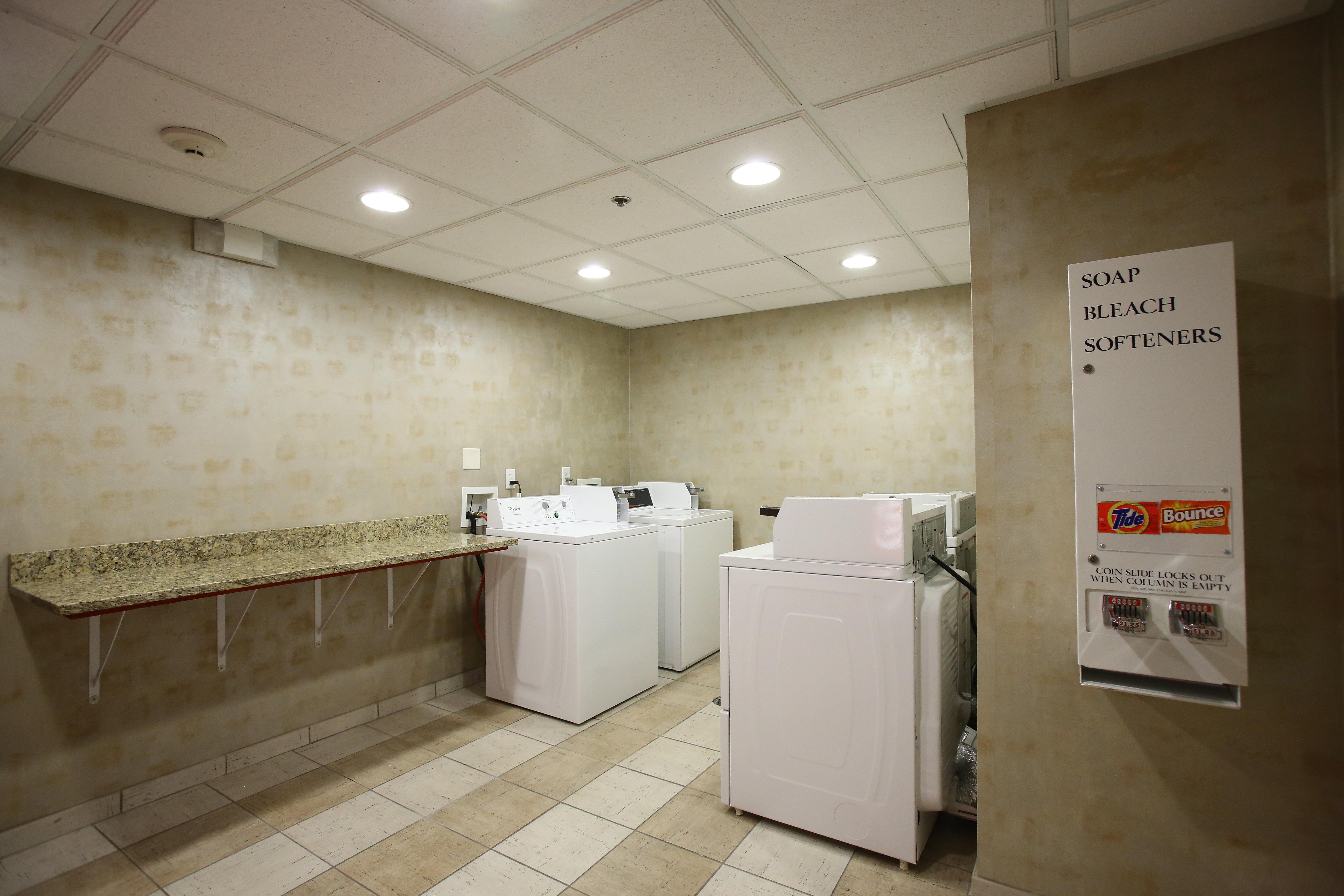 Holiday Inn & Suites Salt Lake City - Airport West By Ihg Dış mekan fotoğraf