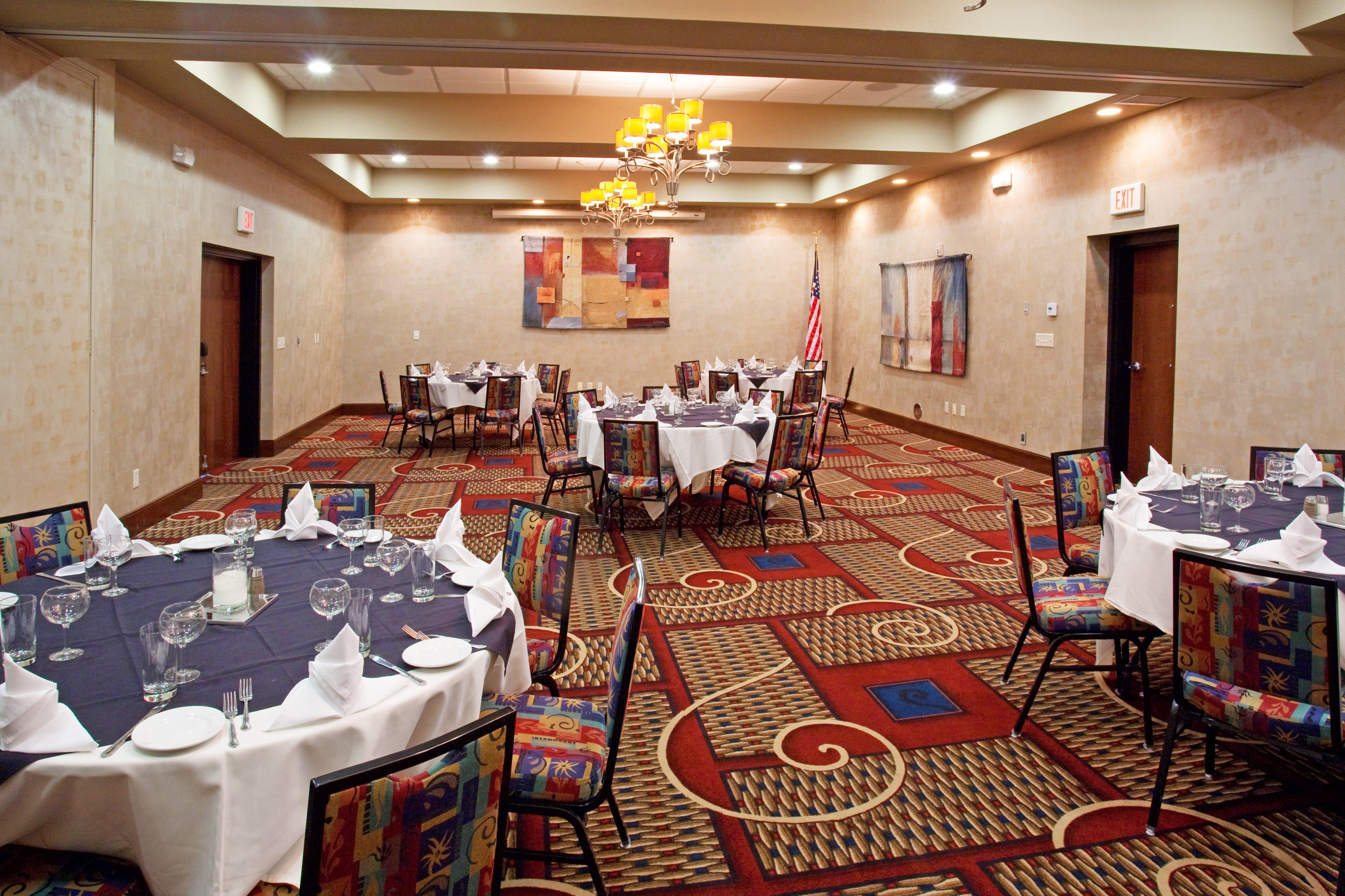 Holiday Inn & Suites Salt Lake City - Airport West By Ihg Dış mekan fotoğraf